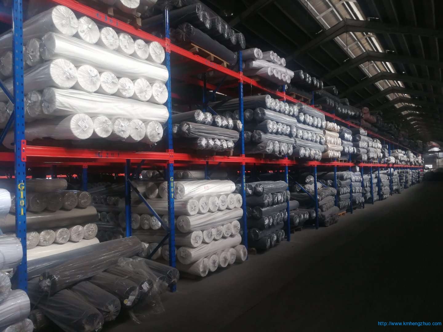 HZ-790型橫梁式貨架    重型高層倉庫貨架應(yīng)用案例